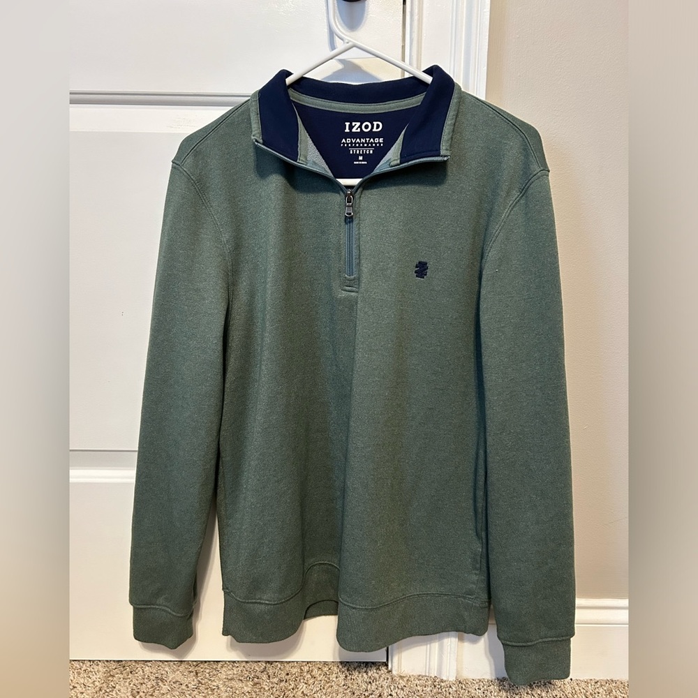 Izod grass green quarter zip pullover, size medium